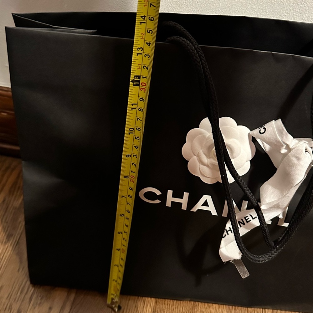 Chanel Shopping LARGE Bag with Camille Ribbon GIFT BAG - Picture 5 of 6